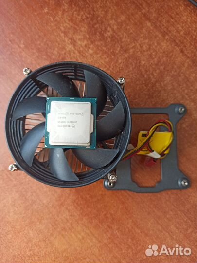Процессор Intel Pentium G4400 + Кулер