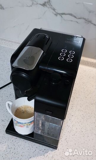 Капсульная кофемашина delonghi nespresso en550b