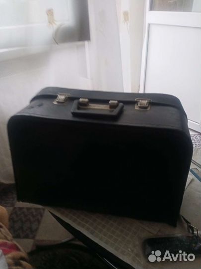 Швейная машина Чайка 142 М