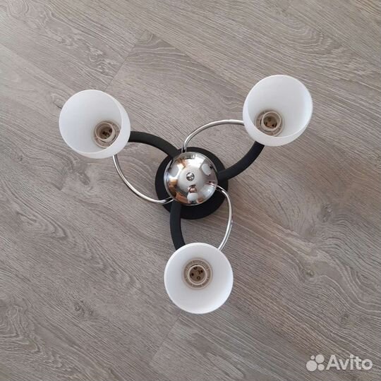 Светильник потолочный