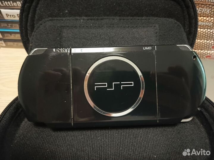 PSP с 38 играми