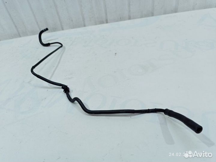 Трубка вакуумная Audi A4 CJE