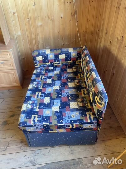 Детская кровать диван с мягкими бортиками