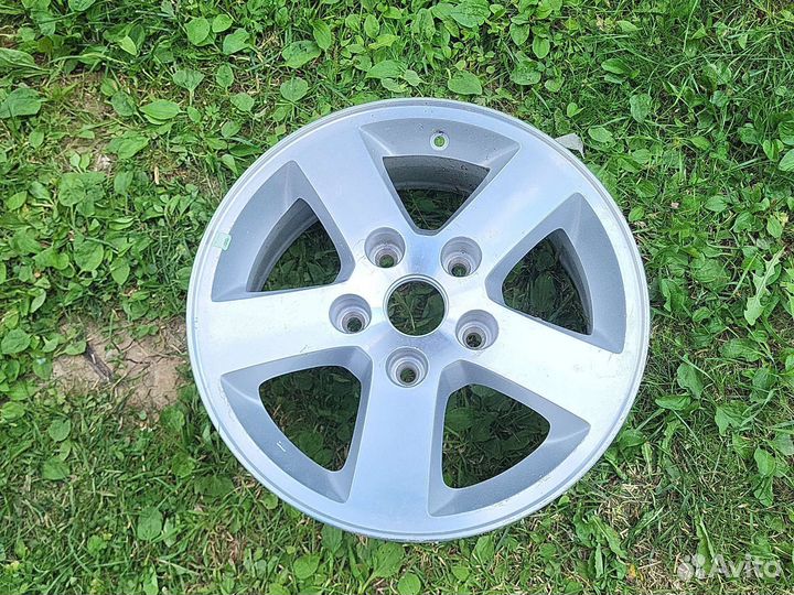 Диск новый оригинал R16