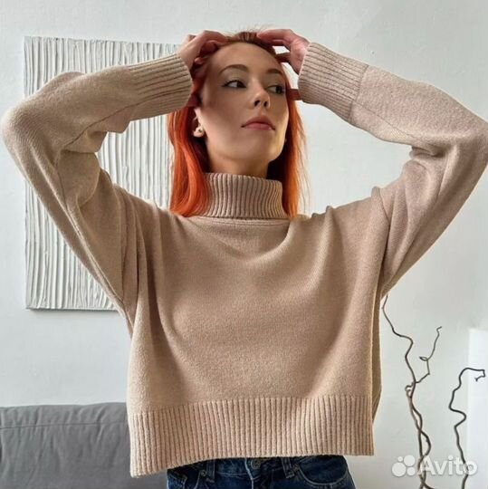 Свитер вязаный оверсайз с горлом объемный