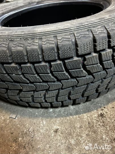 Dunlop Grandtrek SJ6 215/70 R16 99Q