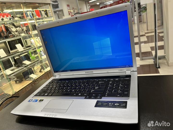 Ноутбук Samsung R730 (i3 / 310m / 6Gb / 250 SSD)