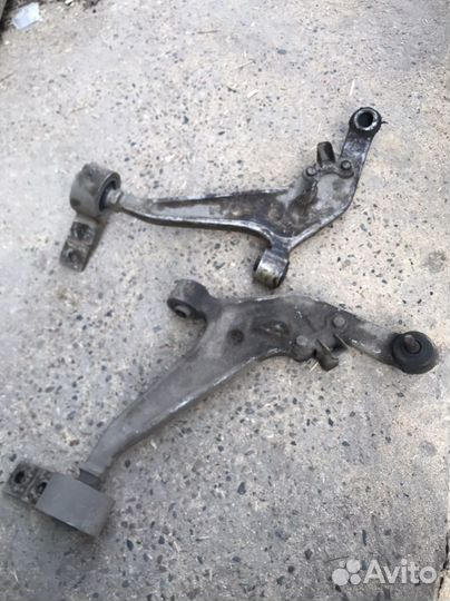 Передние нижние рычаги на nissan X-Trail t30