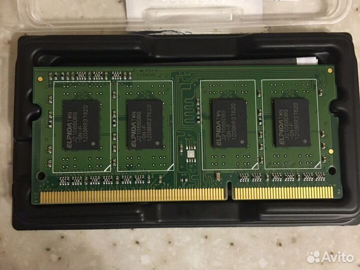 Оперативная память для ноутбука DDR III 2 GB-1600