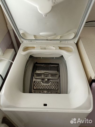 Стиральная машина с вертикальной загрузкой