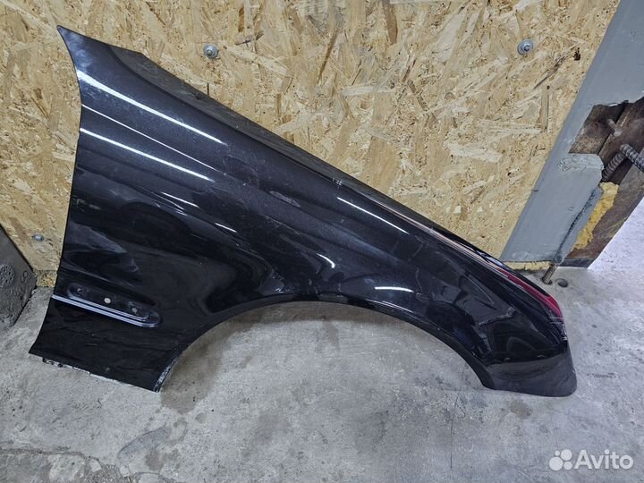 Крыло Mercedes C W203