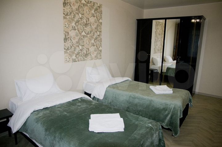 2-к. квартира, 52 м², 1/9 эт.