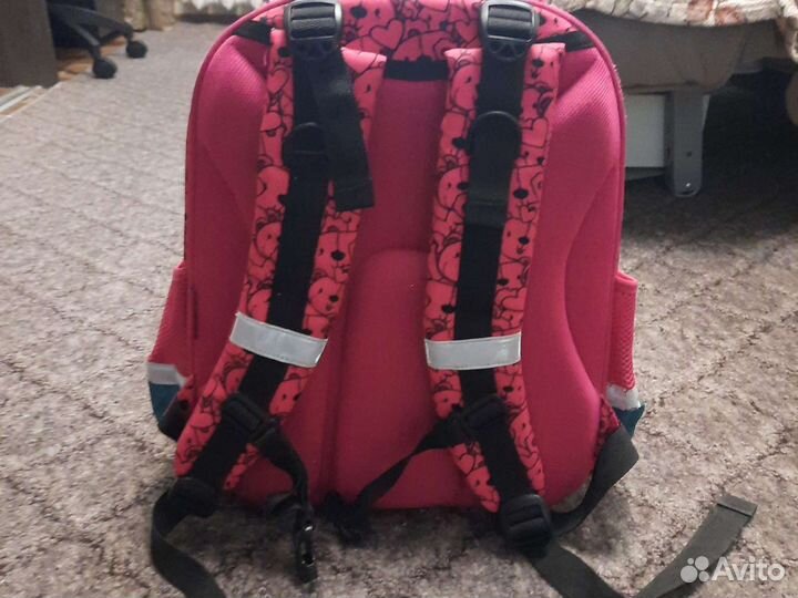 Рюкзак школьный для девочки 1 класс