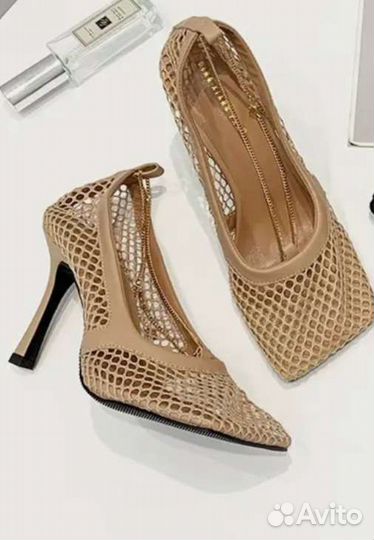 Босоножки 38