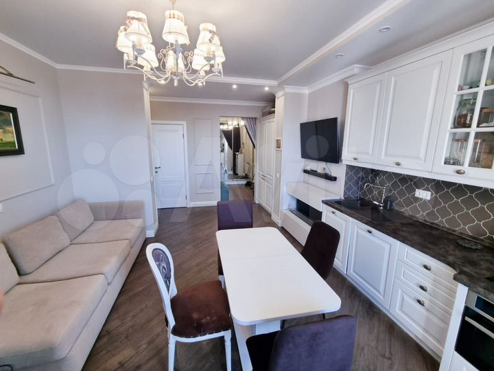 4-к. квартира, 130 м², 11/16 эт.