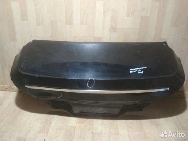 Крышка багажника Peugeot