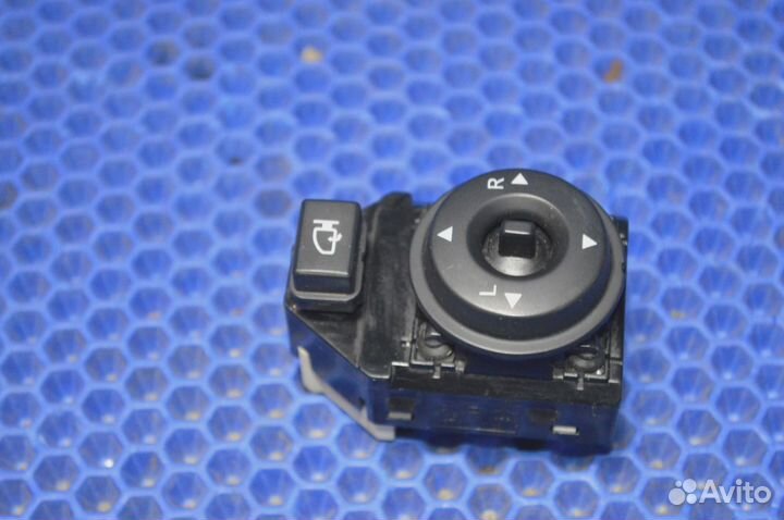 Блок регулировки зеркал Kia Ceed ED 2007-2012