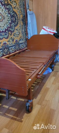 Медицинская кровать для лежачих больных бу