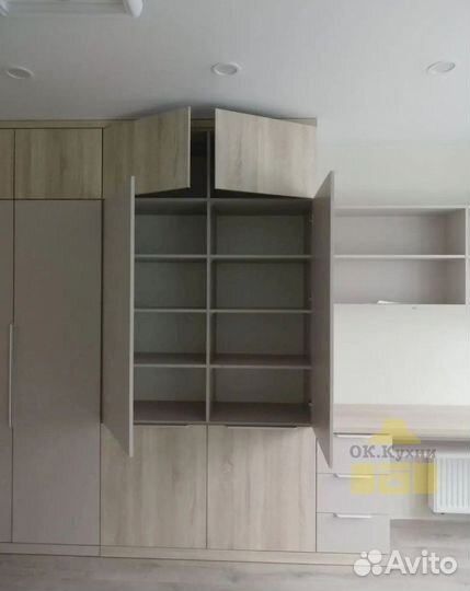 Встроенный шкаф