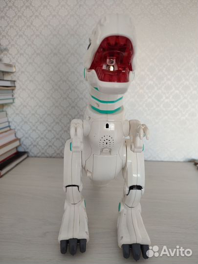 Игрушка робот динозавр