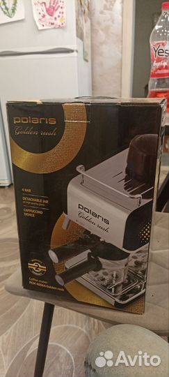 Кофеварка эспрессо электрическая polaris PCM 4006A