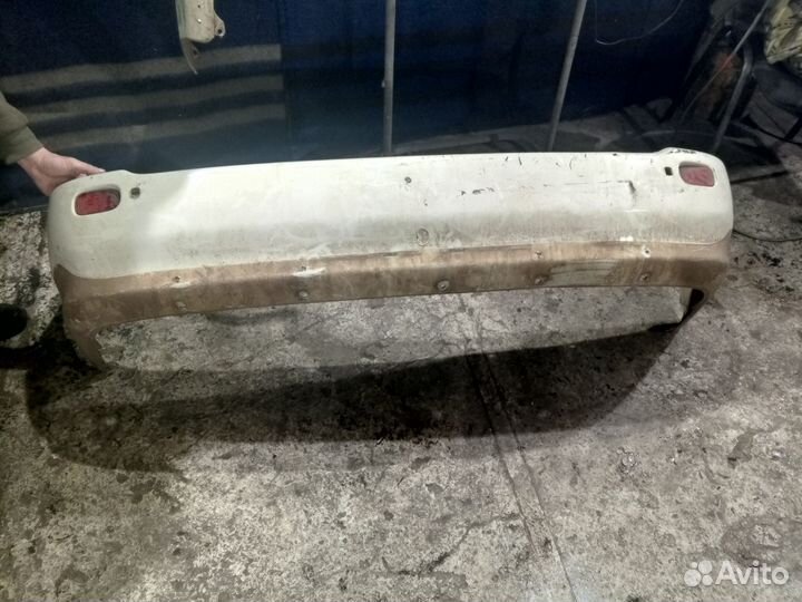 Задний бампер