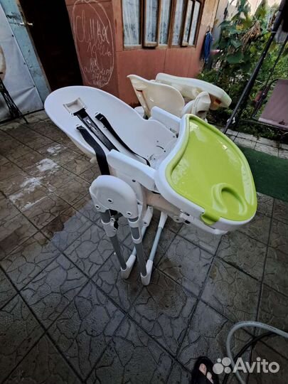 Детский стульчик для кормления