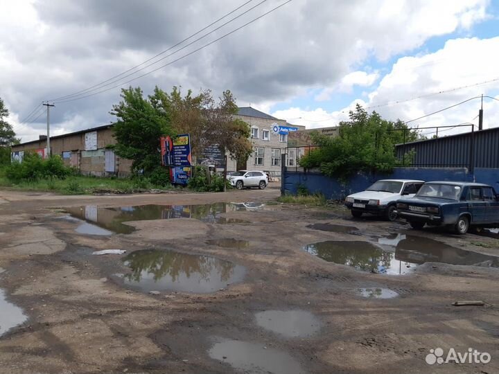 Магазин автозапчастей