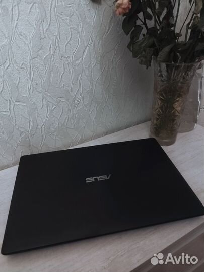 Asus X553M