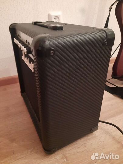 Комбик Marshall mg15cfx
