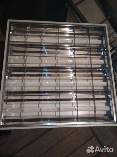 Светильник потолочный