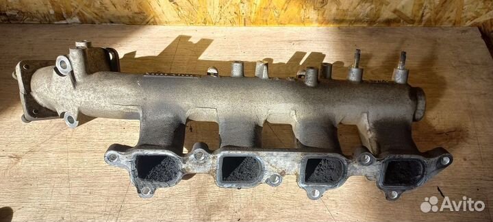 Коллектор впускной Nissan Navara D40 2.5 2005-2015