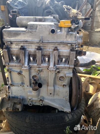 Двигатель в зборе