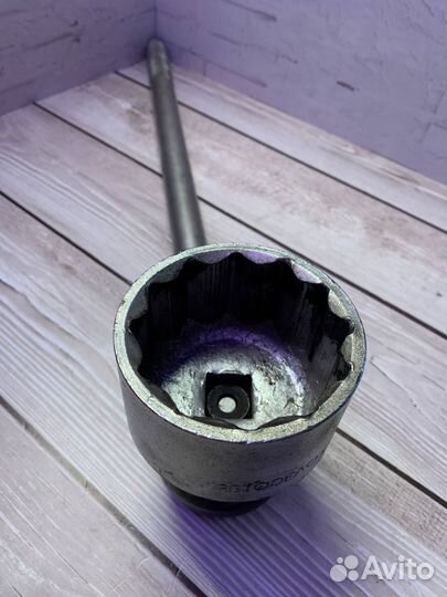 Трещетка большая