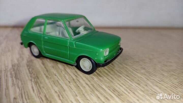 Модель автомобиля fiat 126P estetyka Римейк