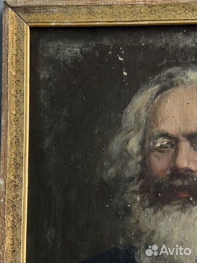 Старинный портрет