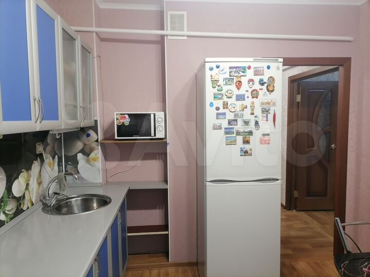 3-к. квартира, 64 м², 1/10 эт.