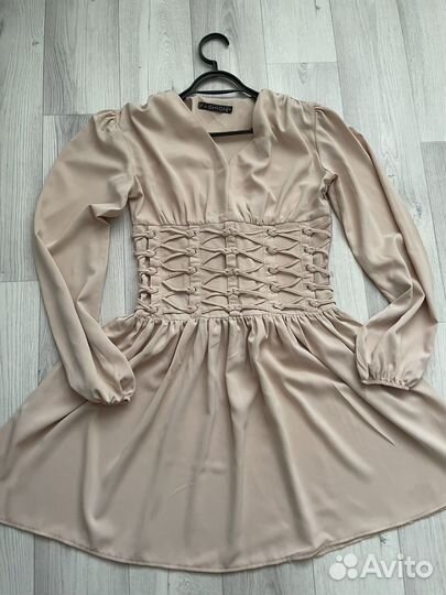 Вечернее платье,размеры 46-48 размер