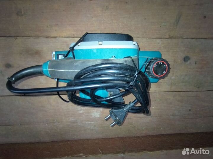 Рубанок makita