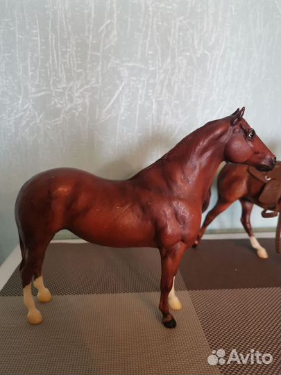 Лошади коллекционные Breyer