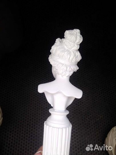 Бюст Статуэтка девушка