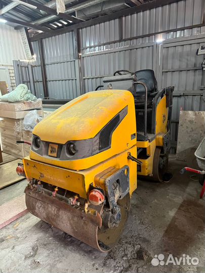 Дорожный каток JCB Vibromax VMT 280, 2001