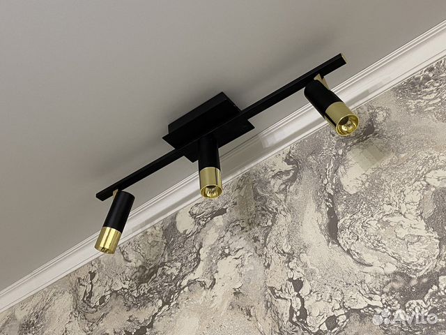 Светильник потолочныйновый