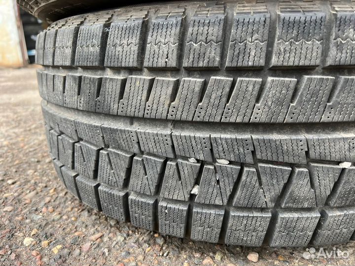 Bridgestone Blizzak RFT 225/50 R17