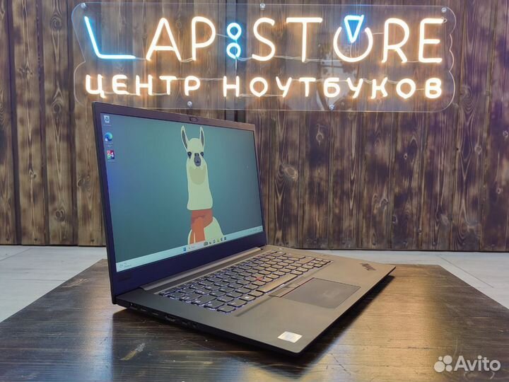 Эксклюзивный ноутбук Intel Xeon и Quadro P2000
