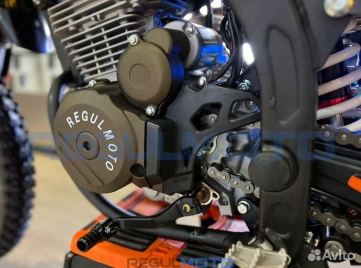 Мотоцикл Regulmoto ZR PR 4 valves 5 gear