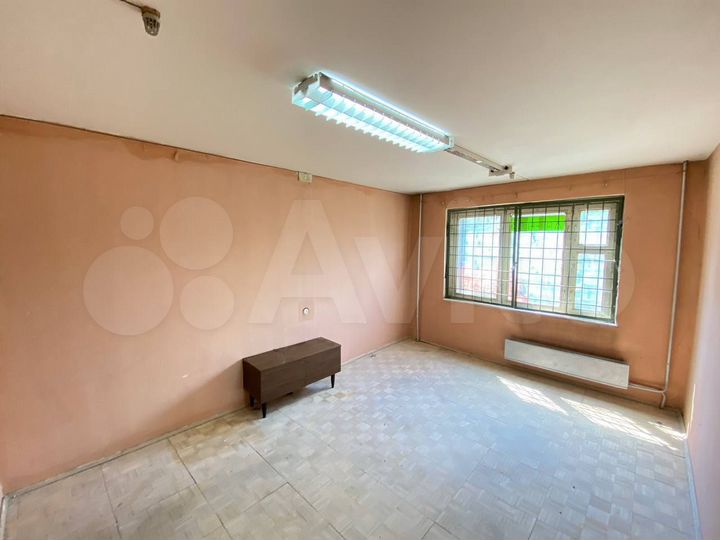 Свободного назначения, 70 м²