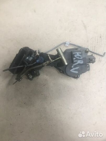 Замок двери задний левый Daihatsu Yrv M201 K3VE