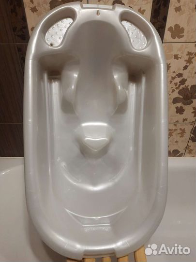 Ванночка для купания с горкой