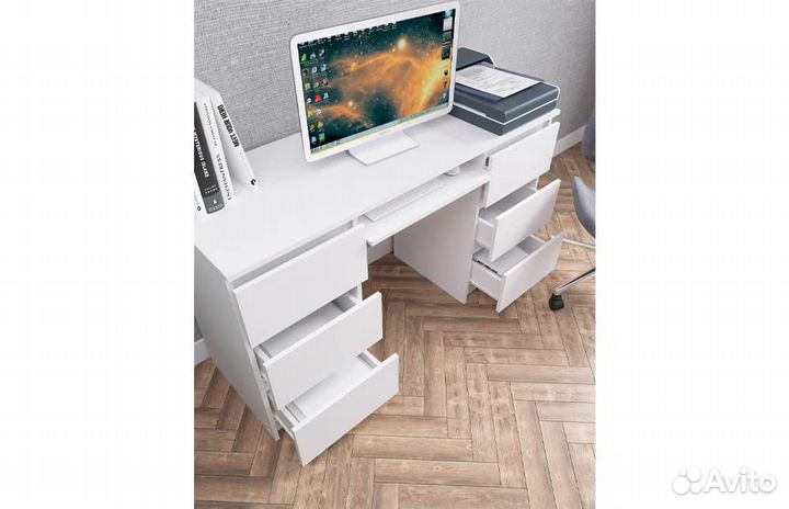 Компьютерный стол IKEA